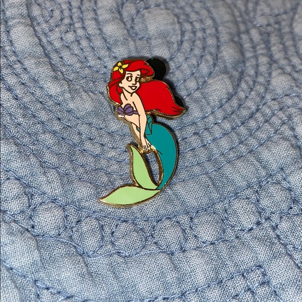 Disney’s Ariel the Little Mermaid trading pin
